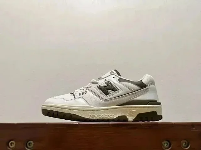 New Balance Sneakers 550 Low-Top product detail image 5