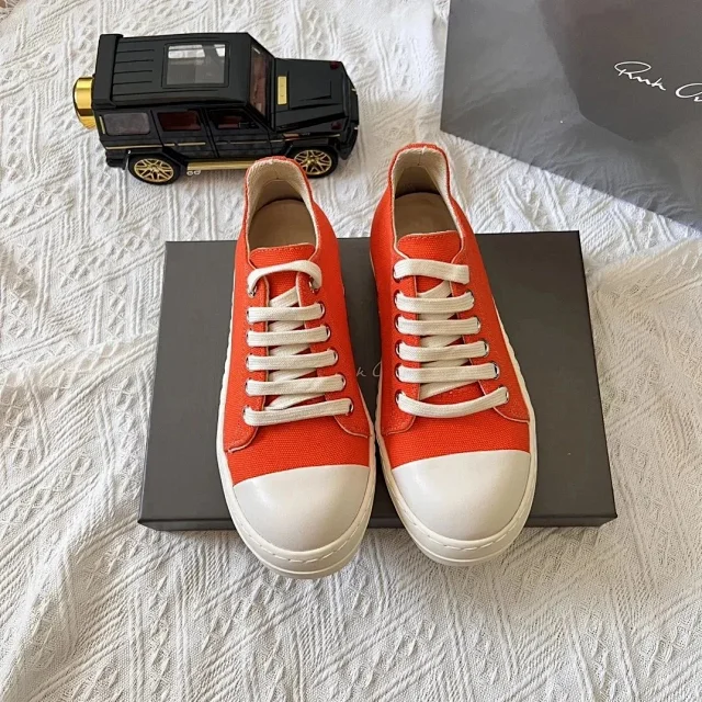 Rick Owens Sneakers Low-top lace-up with contrast rubber toe caps product detail image 6