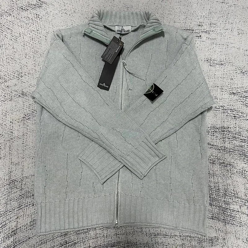 Stone Island Down Jackets Hooded quilted puffer jacket with compass sleeve badge — DDSTD-MY-0020