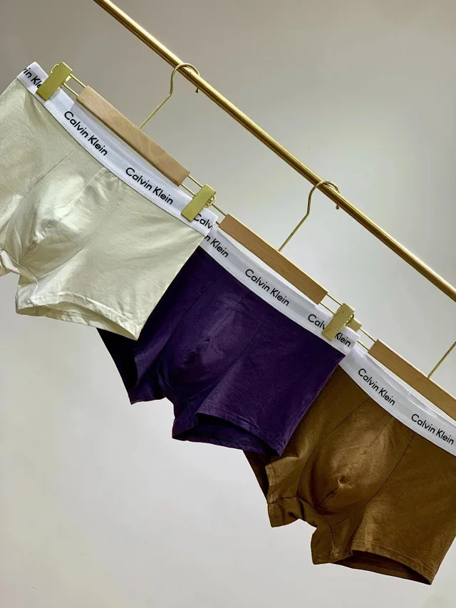 Calvin Klein Underwear Men's logo-waistband product detail image 8