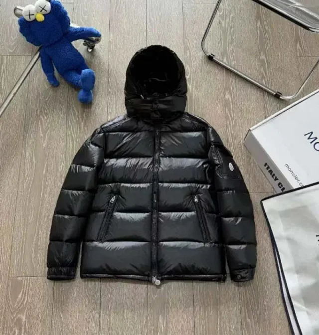 Moncler Down Jackets Quilted Jacket product detail image 13