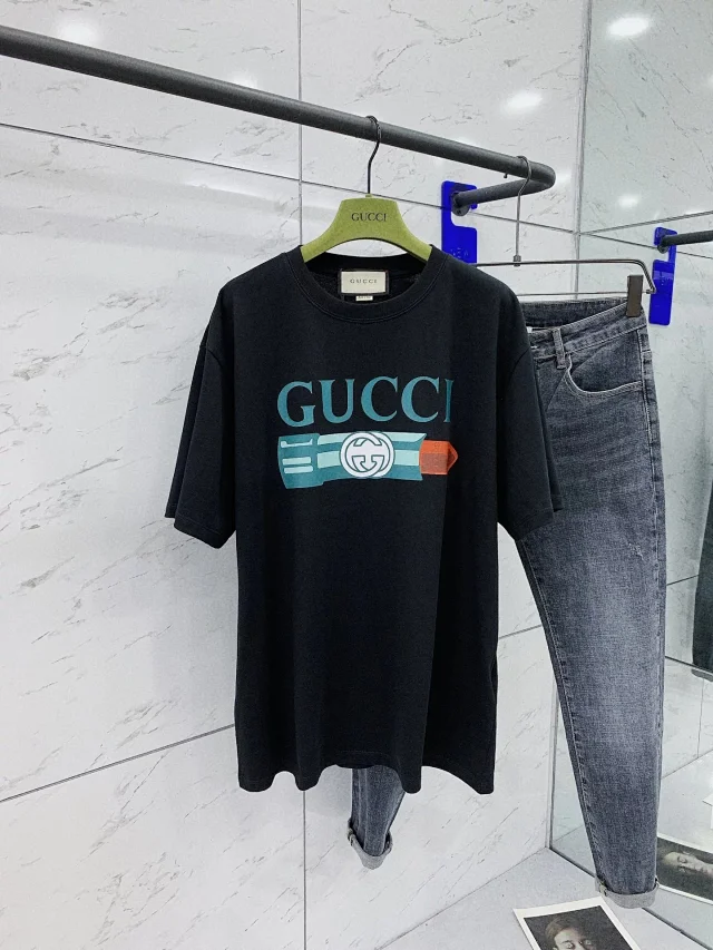 Gucci T-Shirts Graphic Print product detail image 3