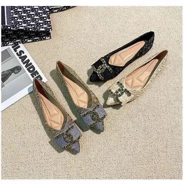 Unbranded Casual Shoes Pointed-Toe Flats with Chain-Link Embellishment product detail image 4