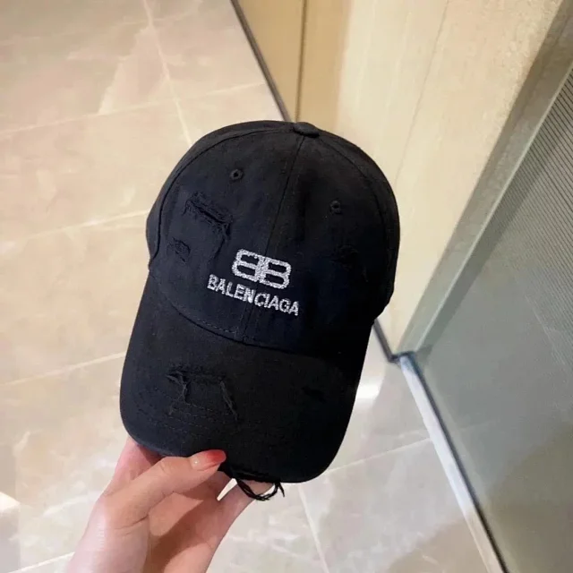Balenciaga Hats Distressed embroidered logo baseball cap product detail image 3
