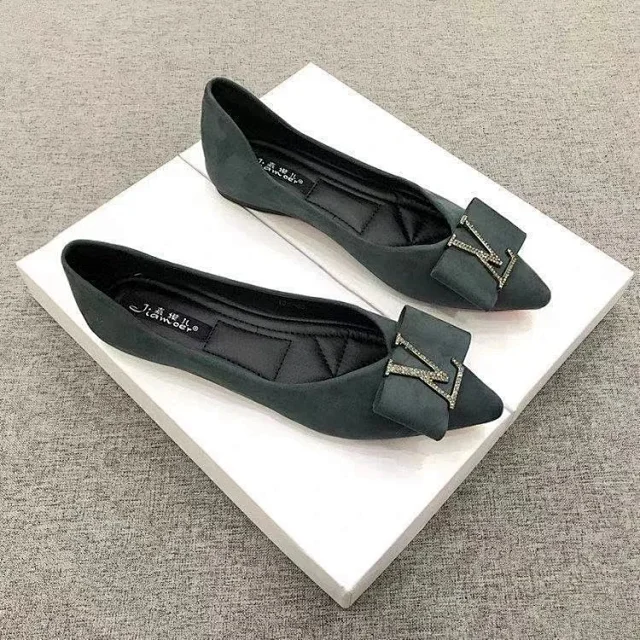 Unbranded Casual Shoes Pointed-Toe Flat with Rhinestone V Buckle product detail image 1