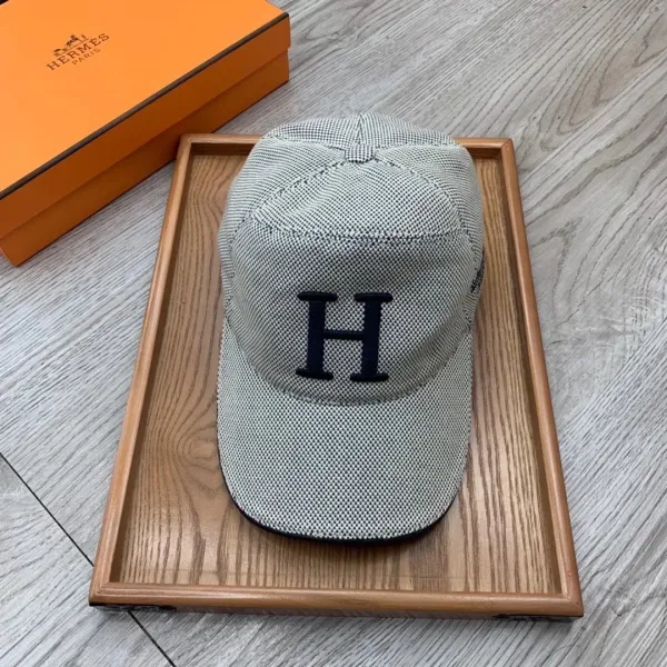 Hermès H Logo Baseball Cap Gray - 1