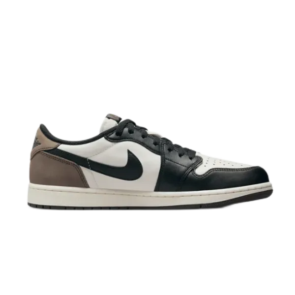 Air Jordan 1 Low OG 'Lucky Green' Sneakers - 7