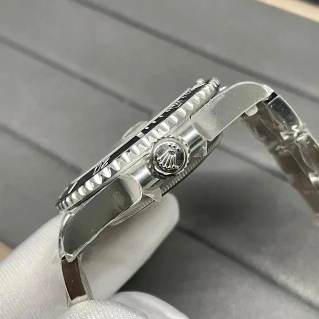 Rolex Submariner and Sea-Dweller product detail image 10