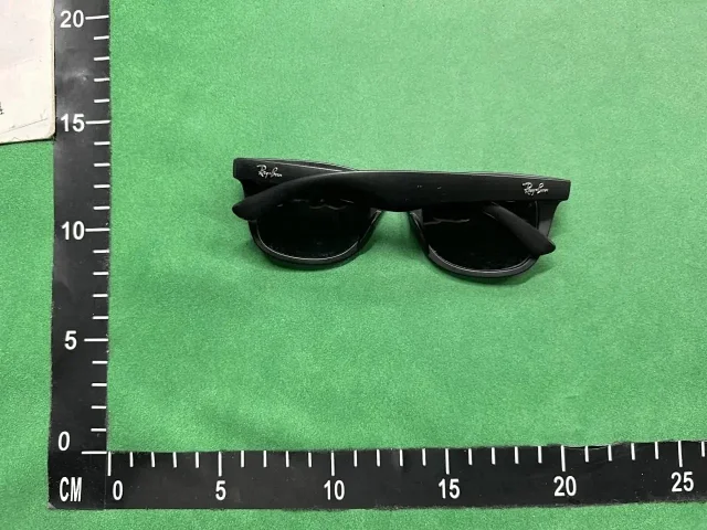 Ray-Ban Eyewear Assorted sunglasses frame styles product detail image 2