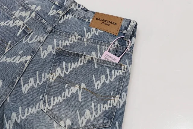 Balenciaga Jeans All-over logo print straight-leg product detail image 7