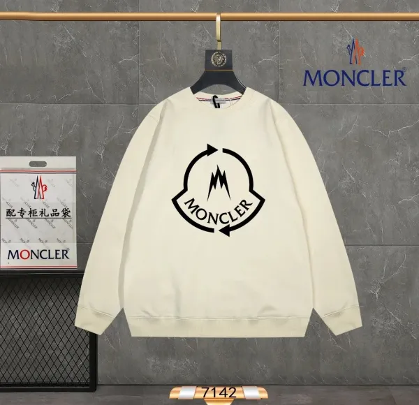 Moncler Logo Patch Black Sweatshirt - 4