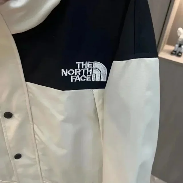 The North Face Jackets 1990 Mountain Jacket product detail image 5