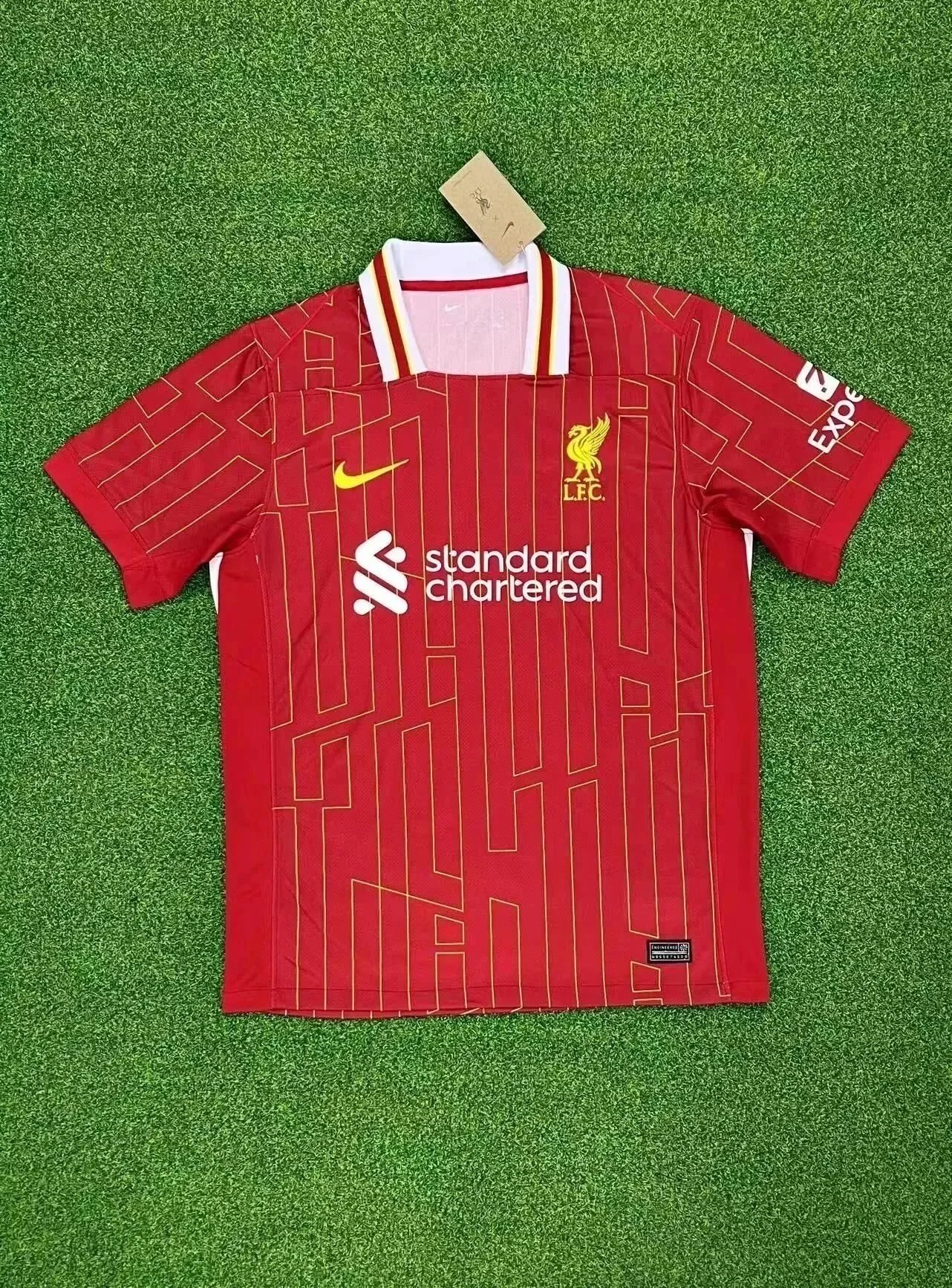 Unbranded Club football jerseys — 24-25 Liverpool home game