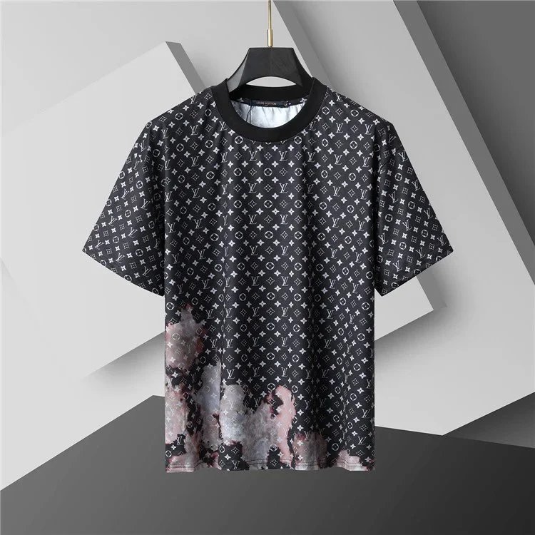Unbranded Crew-neck graphic T-shirts — 29
