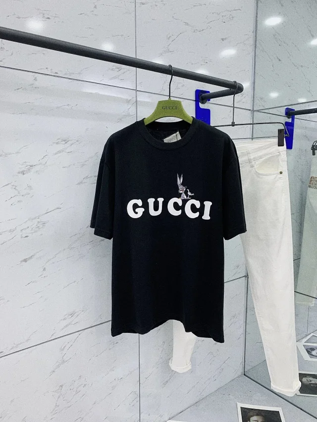 Gucci T-Shirts Graphic Print product detail image 4