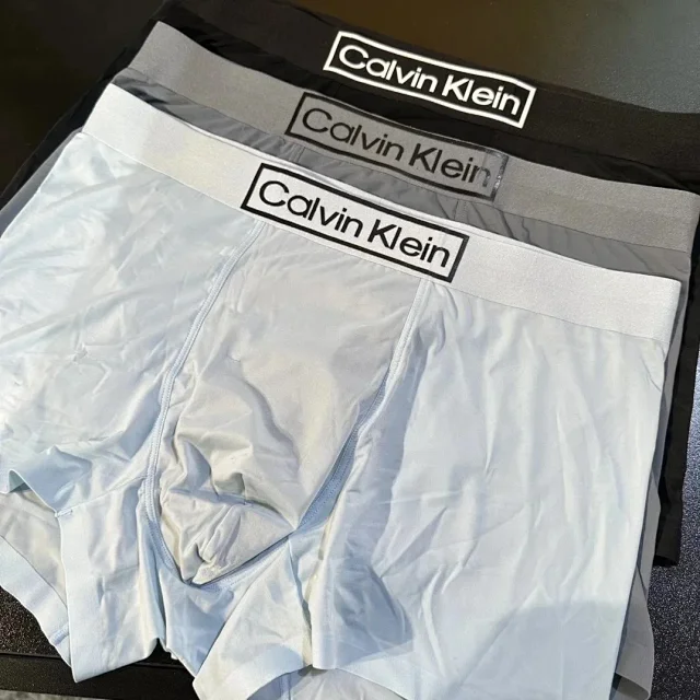 Calvin Klein Underwear Men's logo-waistband product detail image 5