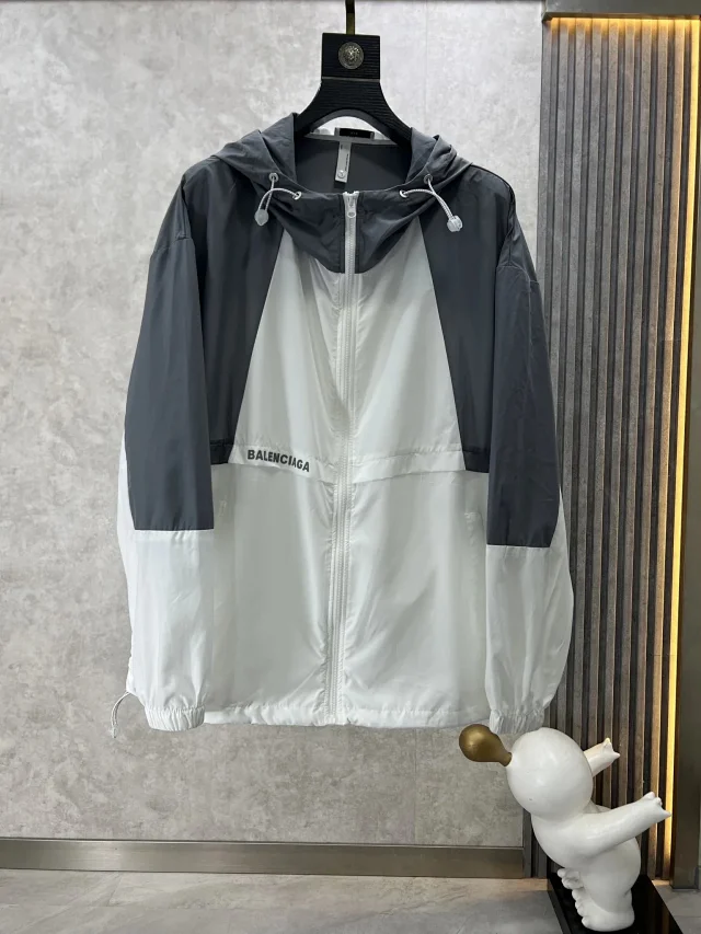 Balenciaga Jackets Hooded Color-Block Zip Windbreaker product detail image 1