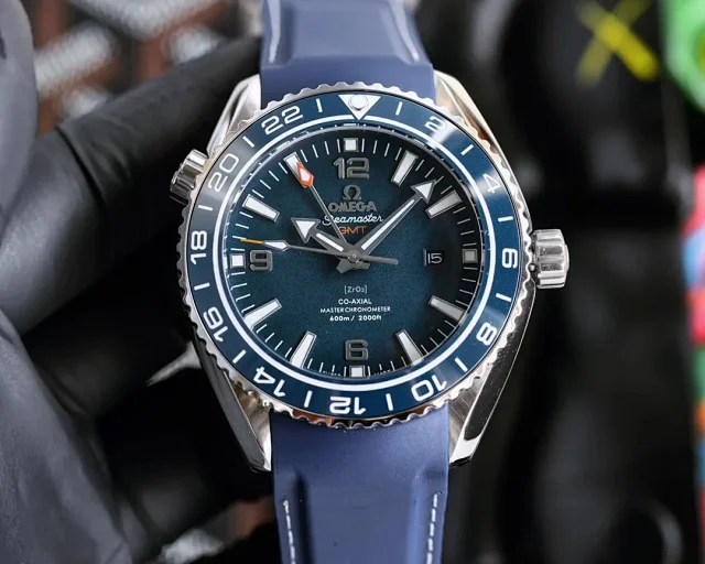 Omega Watches Seamaster Planet Ocean 600M GMT product detail image 4