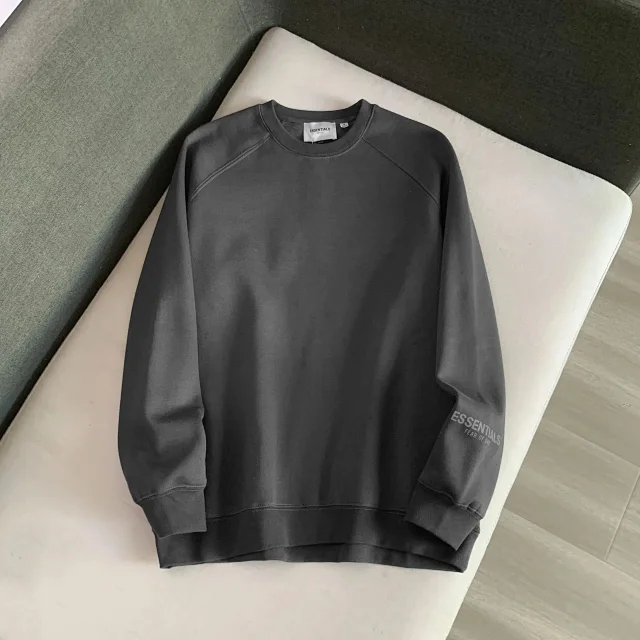 Fear of God Hoodies & Sweatshirts Essentials crewneck sweatshirt with raglan sleeves product detail image 6