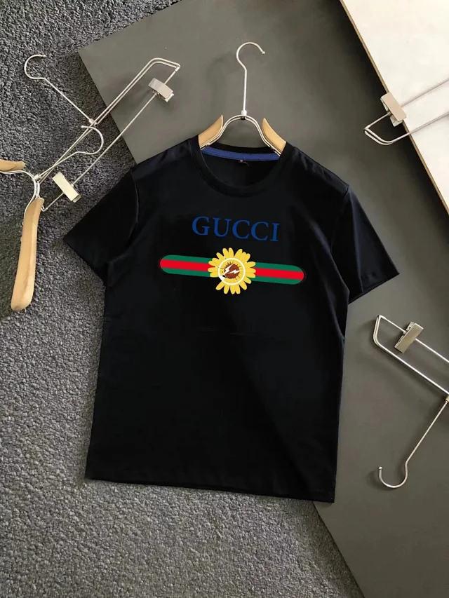 Gucci T-Shirts Short-Sleeve Graphic Print product detail image 2