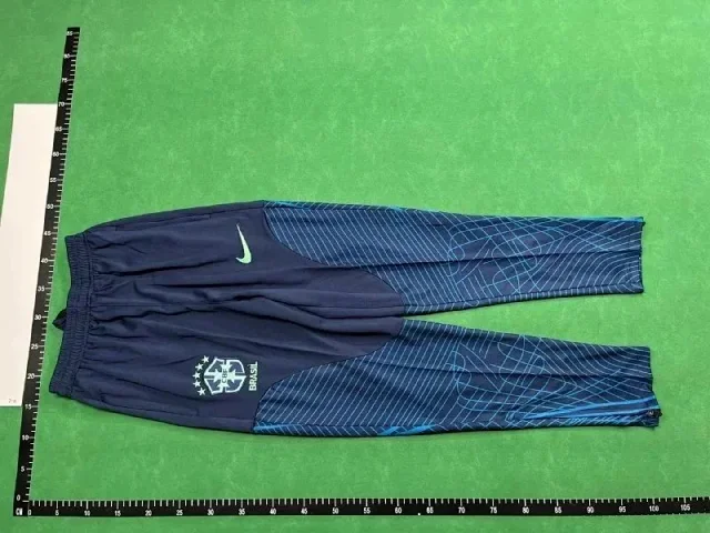 Nike Tracksuits Half-Zip Football Training Tracksuit product detail image 3
