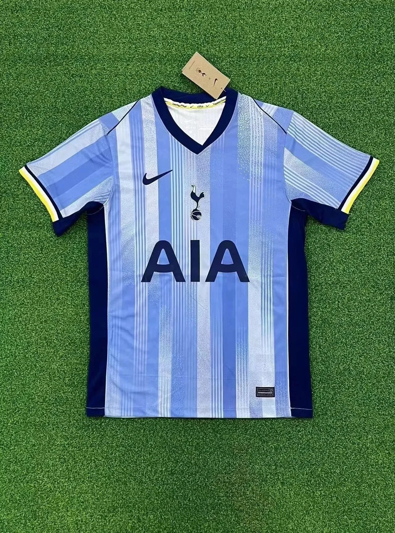 Unbranded Club football jerseys — 24-25 Tottenham away game