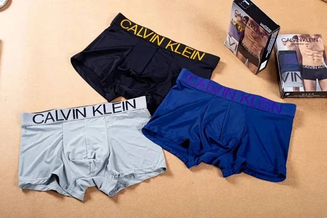 Calvin Klein Underwear Men's logo-waistband product detail image 2