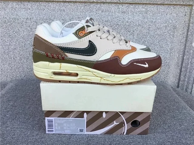 Nike Sneakers Air Max 1 product detail image 7