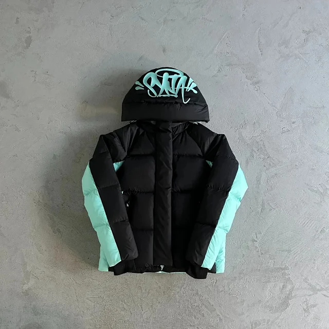 Stüssy Down Jackets Hooded quilted puffer jacket with logo hood product detail image 10