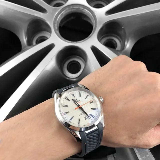 Omega Watches Seamaster Aqua Terra product detail image 9