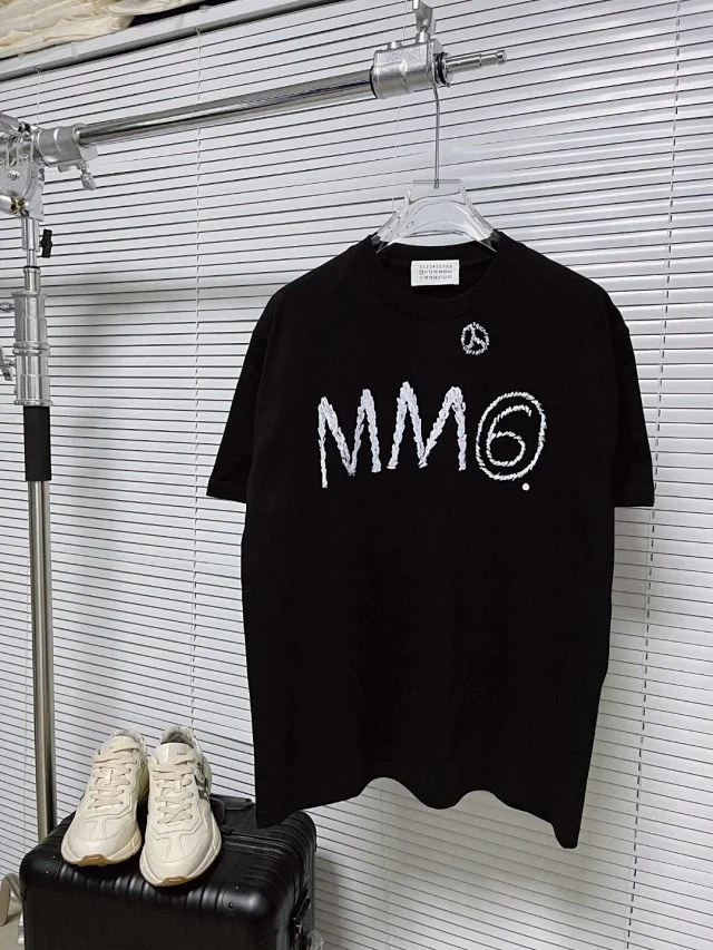 MM6 Maison Margiela T-Shirts Numeric Logo Print product detail image 9
