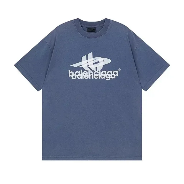 Balenciaga T-Shirts Oversized Logo Graphic product detail image 4