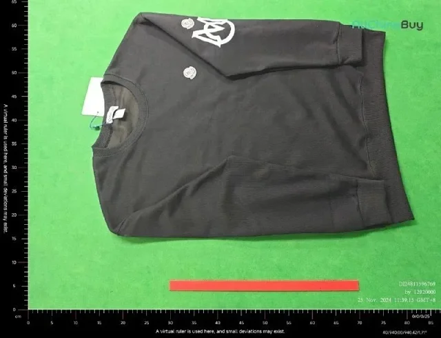 Moncler Hoodies & Sweatshirts Crewneck logo sweatshirt product detail image 2