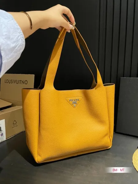 Prada Re-Edition 2005 Tote Bag Yellow Leather Handbag - 10