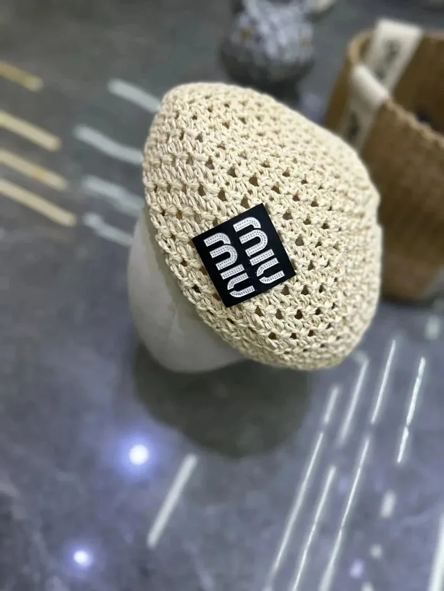 Miu Hats Logo baseball caps and berets product detail image 10