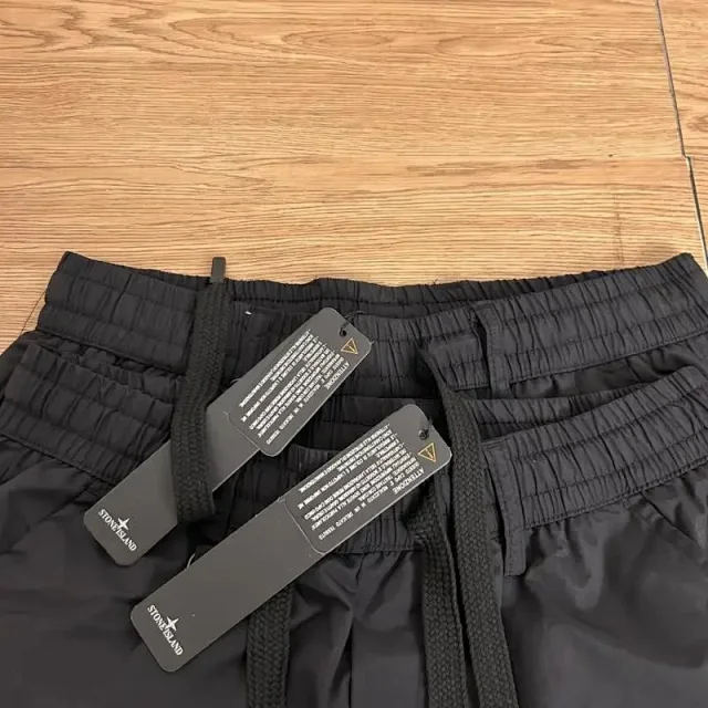 Stone Island Trousers Cargo jogger with elastic cuffs product detail image 6