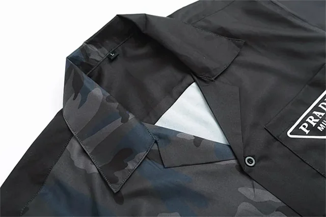 Prada Shirts Short-Sleeve Printed Camp-Collar Shirt product detail image 5