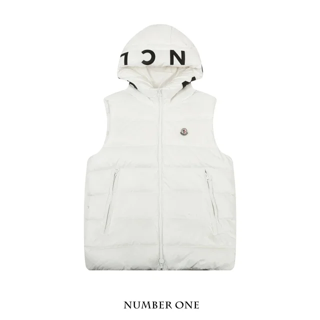 Moncler Down Jackets Hooded quilted jacket product detail image 9