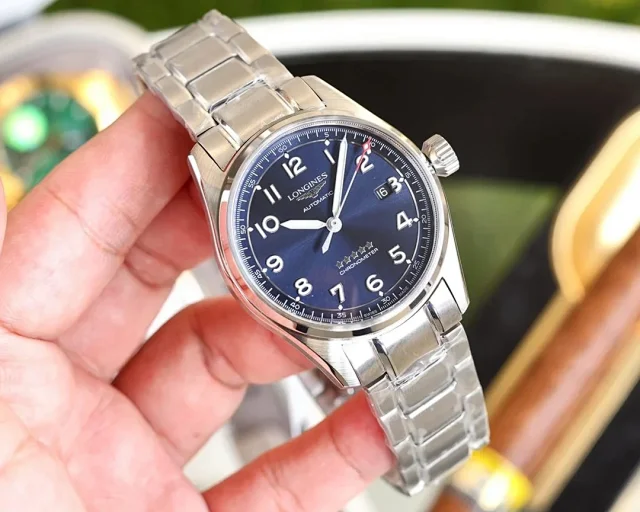 Longines Watches Automatic wristwatch with Arabic numeral dial product detail image 10