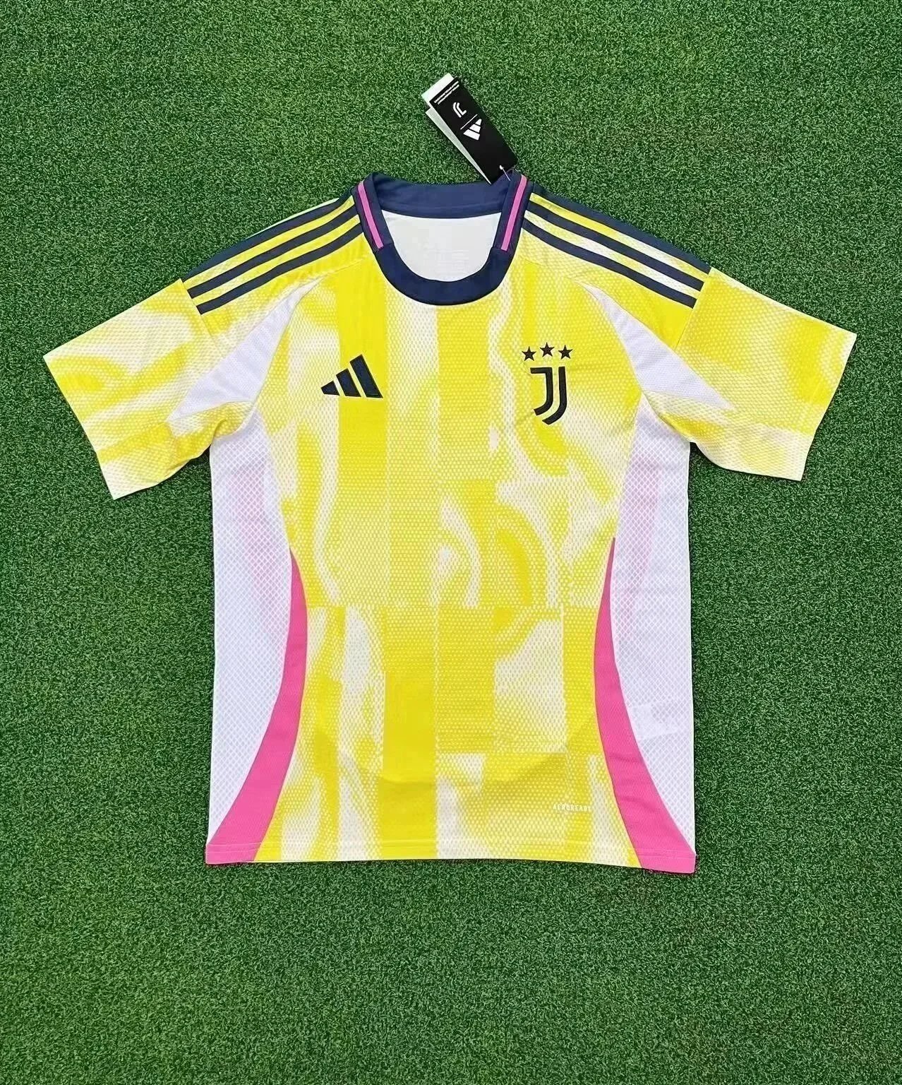 Unbranded Club football jerseys — 24-25 Juventus away game