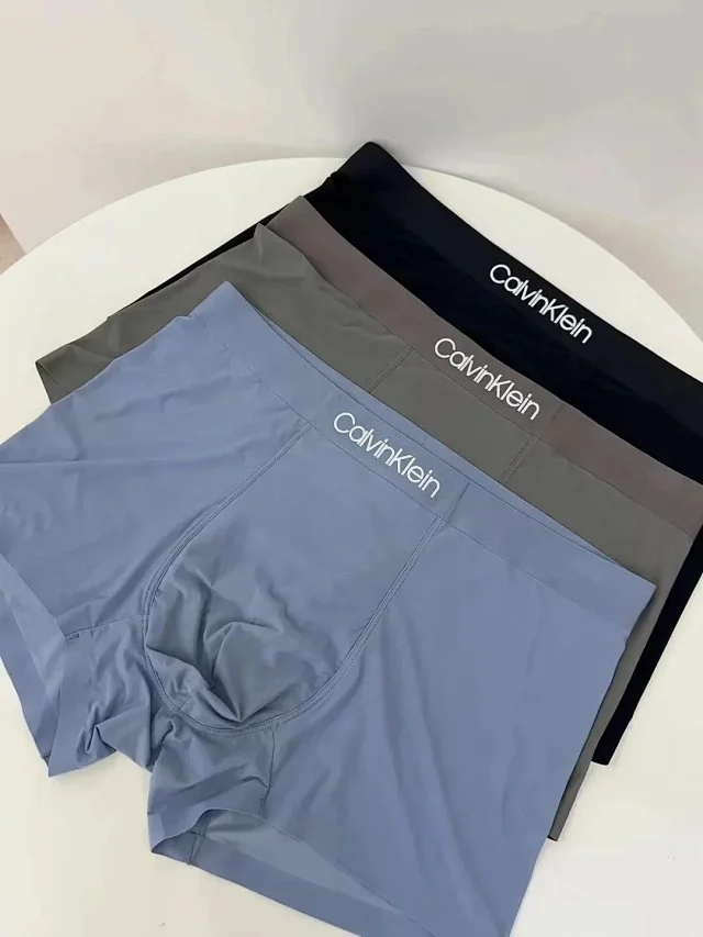 Calvin Klein Underwear Men's logo-waistband product detail image 10