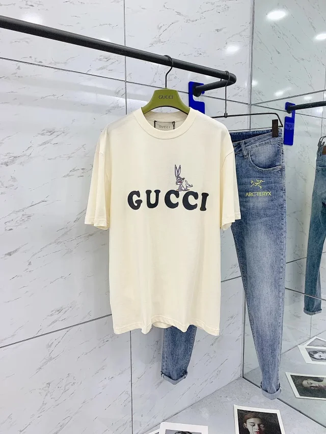 Gucci T-Shirts Graphic Print product detail image 5