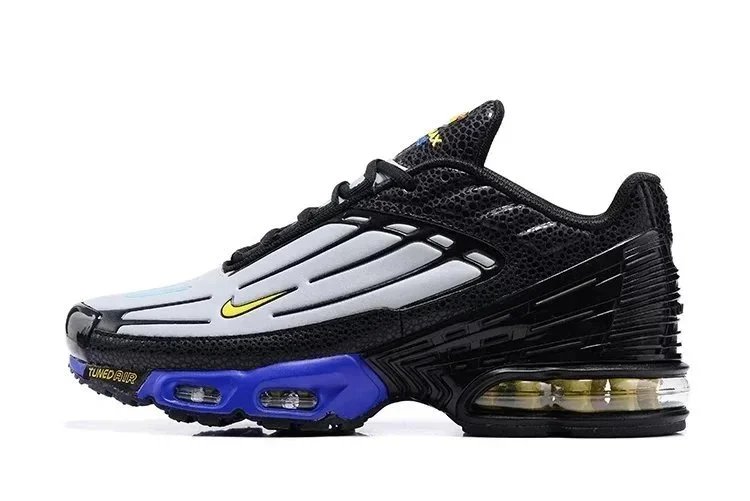Nike Sneakers Air Max Plus 3 — 29