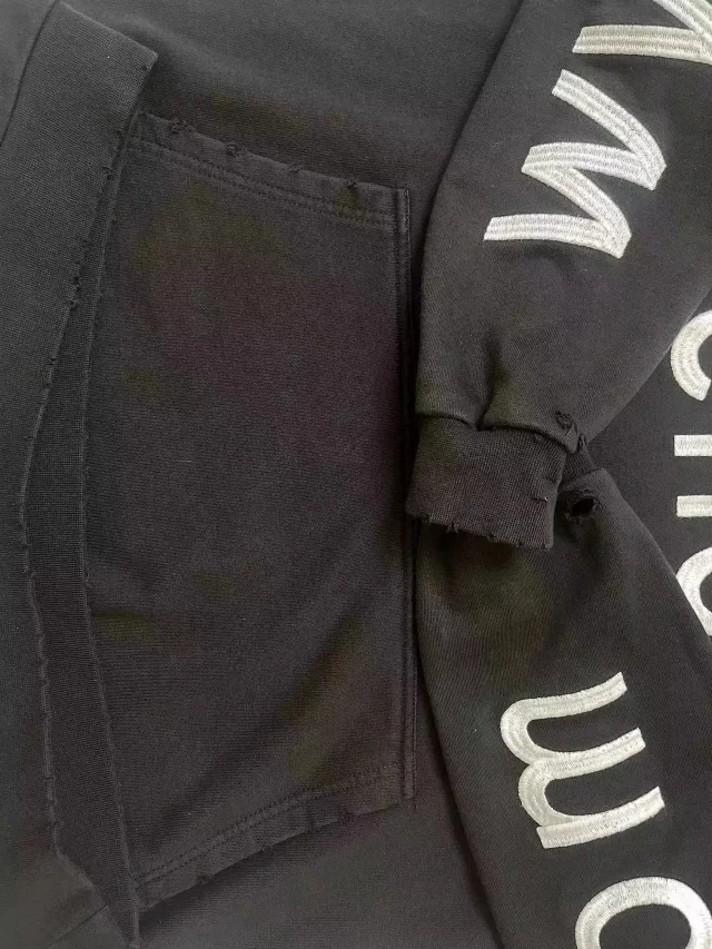 Balenciaga Hoodies & Sweatshirts Logo Print Hooded Sweatshirt product detail image 10