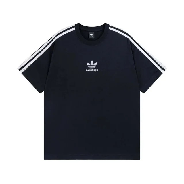 Gucci T-Shirts Short-Sleeve Logo Graphic product detail image 4
