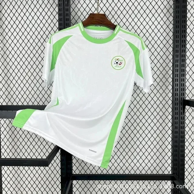Versace Football Jerseys Short-Sleeve Graphic Jersey product detail image 10