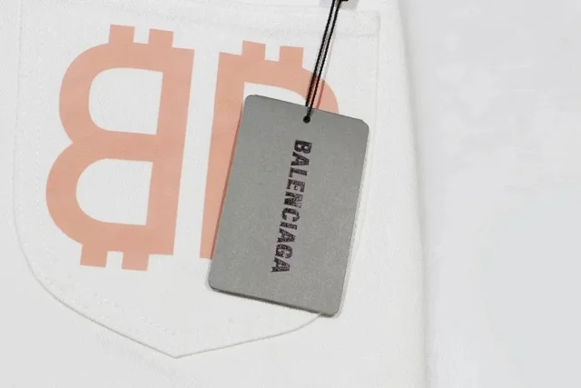 Balenciaga Jeans Logo-Print product detail image 9