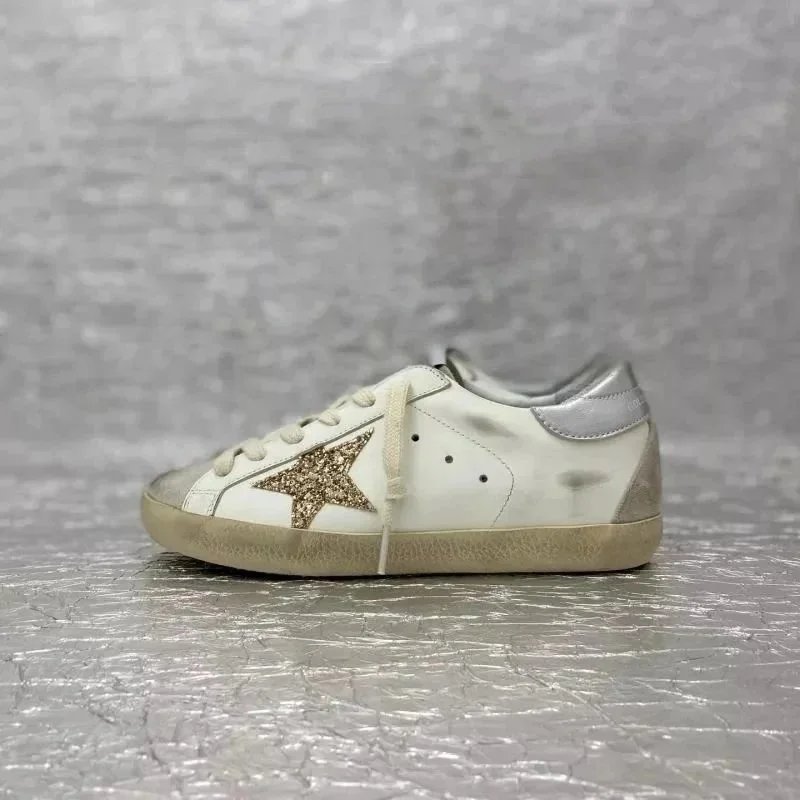 Golden Goose Sneakers Superstar low-top with star appliqué — 19