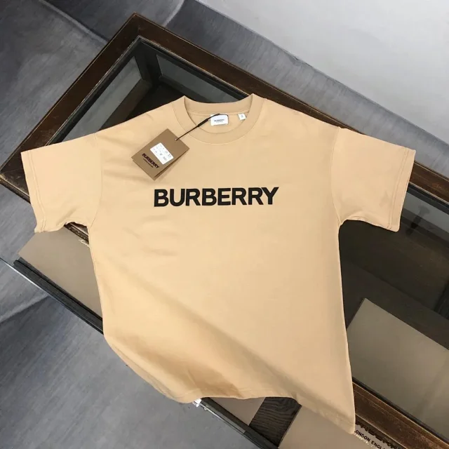 Burberry T-Shirts Logo Print product detail image 5