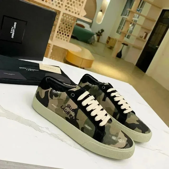 Saint Laurent Sneakers Low-top lace-up product detail image 1